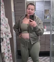 Sarafina wollny verkündet ihren fans nun voller stolz ihr baby. Deutliche Wolbung Sarafina Wollny Zeigt Ihren Babybauch Promiflash De