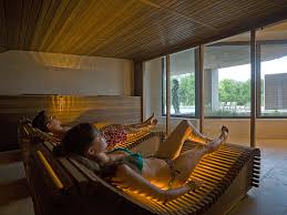 Basilica di san pietro is the closest landmark to a.roma lifestyle hotel. A Roma 4 Sterne Konferenz Und Spa Hotel In Rom Italien