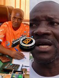 Blackpool bin dae fet relegation, so dem take wan guy for make e coach the  team. Dem gee the guy 5games nd the guy win 3 nd loss 2. The guy beat