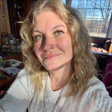 Can someone create newborn pictures from these random photos of my baby?