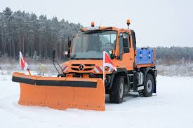 U218 singles doesn't try to please everyone, wisely sticking to the acknowledged high points (and there are many) between 1983's war and 2004's how. Hocheffiziente Winterdienst Technik Fur Die Kompakten Unimog U 216 Und U 218 Bauhof Online De