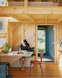 Une Architecte A Construit Cette Mini Maison Eco Responsable Pour Son Pere Mini Maison Maison Et Maisons Eco