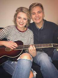 American idol 's caleb lee hutchinson and maddie poppe recently confirmed that they had been secretly dating. Maddie Poppe Caleb Lee Hutchinson Romance Is Going Strong People Com