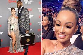 Deontay wilder has been defending world heavyweight championship since 2015. Deontay Wilder S Fiancee Takes Centre Stage In Risque Dress As Boxer Takes On Tyson Fury Mirror Online