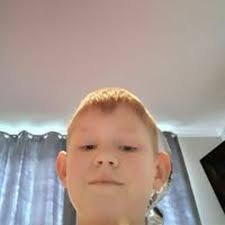 Stream Max Murdoch music