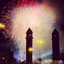 Terangi Van Bastolaer On Instagram Barcelona Newyeareve Fireworks Barcelona New Years Eve Fireworks Barcelona