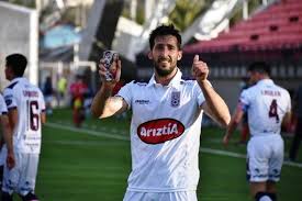 Deportes melipilla more than 4.5 cards 5 of 6. Deportes Melipilla Vence A Barnechea Y Continua Su Ascenso En La Tabla El Comunicador