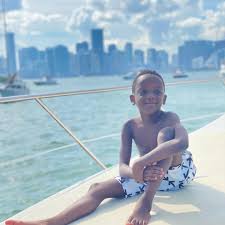 Yes, we love our life do you love your life? Super Siah Facebook