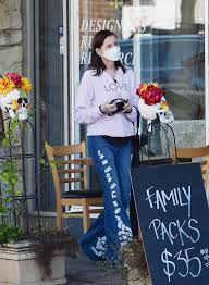 News of actress geena davis's death spread quickly earlier this week, causing concern among fans across the world. Geena Davis Style Clothes Outfits And Fashion Celebmafia