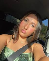 Hi my name is Ella Sands and i'm from Lake Zurich Illinois, I am 100%  committed to KU and plan