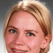 Christina Hellmann's Instagram, Twitter & Facebook