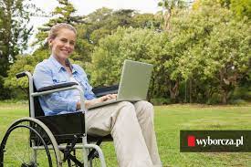 Kampania informacyjna o stwardnieniu rozsianym. 50 Tys Osob Choruje W Polsce Na Stwardnienie Rozsiane Sm Chorzy Po Diagnozie Zwykle Mierza Sie Ze Szkodliwymi Mitami