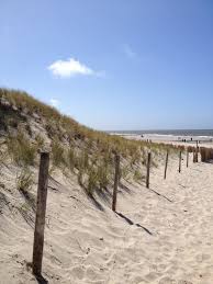 Er findet zwischen mitte juni und ende august jeden dienstag auf dem platz namens rode steen statt. Pin Van Brimstone Dreams Op In Nederland Vakantiebestemmingen Landschappen Landschap