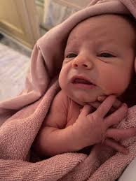 Does anyone do newborn pictures?