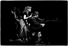 Tom Waits On The Other Side Of The World Lyrics Bette Midler And Tom Waits Troubadour Los Angeles Ca 1977 Bette Midler Los Angeles Bette