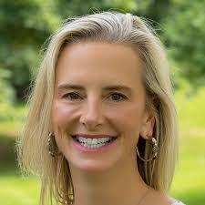 Melissa Linehan's Instagram, Twitter & Facebook