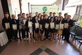 You will be fully sponsored for incentive trip if you achieve yearly sales target. Full Homes Realty Sdn Bhd Kuchai Lama Publications Facebook