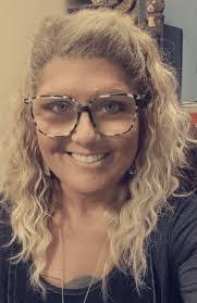 Elizabeth Sorrell's Instagram, Twitter & Facebook