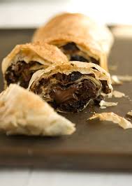Preheat the oven to 220°c/425°f/gas 7. Christmas Pudding Strudel With Chocolate Jamie Oliver Drizzle And Dip