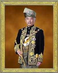 Perbarisan dan perarakan sambutan hari kebangsaan 2019 31 ogos 2019. Pertabalan Agong Baru 2019 Sejuk Hati Tengok Permaisuri Menutup Aurat Netizen Download As Doc Pdf Or Read Online From Scribd Ayib Yeke