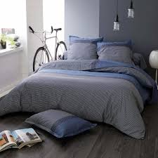 Maybe you would like to learn more about one of these? Parure De Lit 140x200 Cm Satin De Coton Enzo Bleu 2 Pieces Bleu Cdiscount Maison