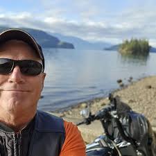 How to remove rear red reflectors without scratching the paint?