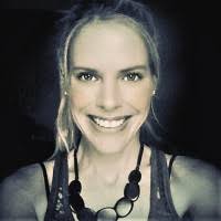 100+ perfiles de «Stelter»