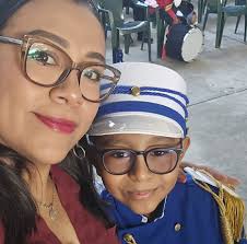 🌸🎉 Hoy toda la familia de Yates Fondo de Cristal Dinka está de fiesta,  porque celebramos a una gran mujer y líder: nuestra querida señora Martha  🙌⚓. Su ejemplo, su entrega y