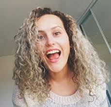 Tracy Sayre's Instagram, Twitter & Facebook