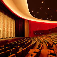 Das jüngste kino der stadt bietet neueste digitaltechnik, bequeme sitze und viel liebe fürs detail. Zoo Palast Berlin Berlin Creme Guides