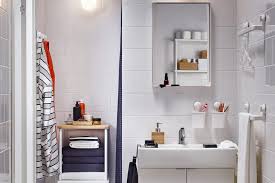 Vous pouvez transformer une petite salle de bains en un endroit confortable si vous optez pour des matériaux naturels. Petite Salle De Bain Idees Et Photos Pour Bien L Amenager