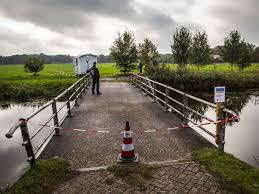 Is een makelaar uit ruinerwold in de provincie drenthe. Eerste Zitting Ruinerwold Zaak Zonder Hoofdverdachte Gerrit Jan Van D Nos