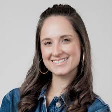 Ana Aragon Of White Shark Media On How to Lead a Successful Marketing  Management Team