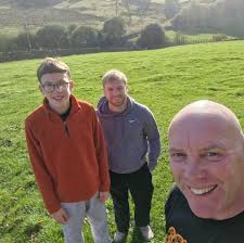 Hi folks... Please can anyone recommend someone to sort a leak in our  conservatory... the flashing needs looking at. Thanks. 👍