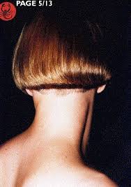 Using either scissors or a hair razor, trim the back. Picutes Short Bob Buzzed Nape Wanted Short Bob Short Blunt Bob Bob