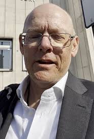 Theatrical agent, 60, 'drove into well-known YouTuber CyclingMikey in his  Range Rover'