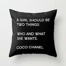 See more of cuscini & cuscini on facebook. Velveteen Pillow Coco Chanel Quotes A Girl By Bellabellashoppe 40 00 Citazioni Di Coco Chanel Cuscini Citazioni