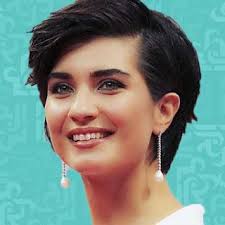 توبا بيوكستون التركية بالبيكيني وجسدها كالذكور drop earrings blog posts fashion