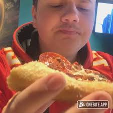 zach.molzer's Pizza Review at Mellow Mushroom Lincoln