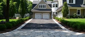 Asphalt paving costs is largely dependent on the size of the area or project you are looking to pave. Recycled Asphalt Driveway Pros Cons