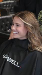 A great day often starts with great hair 💇‍♀️, American Hairlines