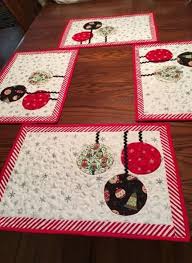 Super Patchwork Christmas Table Runner Place Mats Ideas Christmas Quilting Projects Christmas Placemats Christmas Sewing Projects