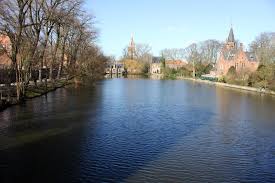 Minnewater Lake Brugge Belgium A Man I Am In Amsterdam Blog Belgium Travel Belgium Amsterdam