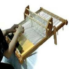 The coils are interchangeable for different warp setts just like the reed on a floor loom. Best Tapestry Frame Navajo Loom Weaving Looms Ebay