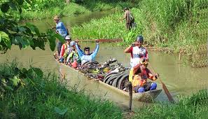 Rawa dano terletak di kabupaten serang berjarak sekitar 100 km dari jakarta, dengan luas sekitar 2.500 hektar, rawa dano merupakan salah satu tempat wisata yang menawarkan keindahan alam. Bersepeda Menjelajahi Rawadano Travel Tempo Co