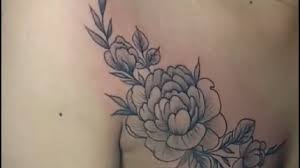 Tato bunga mawar di dada. Bikin Melayang Layang Melihat Dari Dekat Tato Keren Pada Dada Seorang Wanita Gambar Tato Bunga Youtube