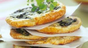 Here are our 12 best italian recipes that includes italian veg dishes, italian pasta recipes, italian pizza recipes, italian salad, italian desserts and italian bread recipe. Meatless Monday Ideas 5 Vegetarian Pizza Recipes