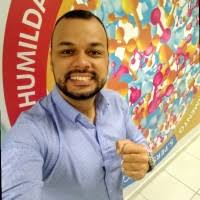 90+ "Erik Moura" profiles