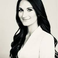 Hannah Cushing's Instagram, Twitter & Facebook