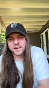 CHECKING IN I LOVE YALL HOPE YOURE HAVING A BEAUTIFUL DAY